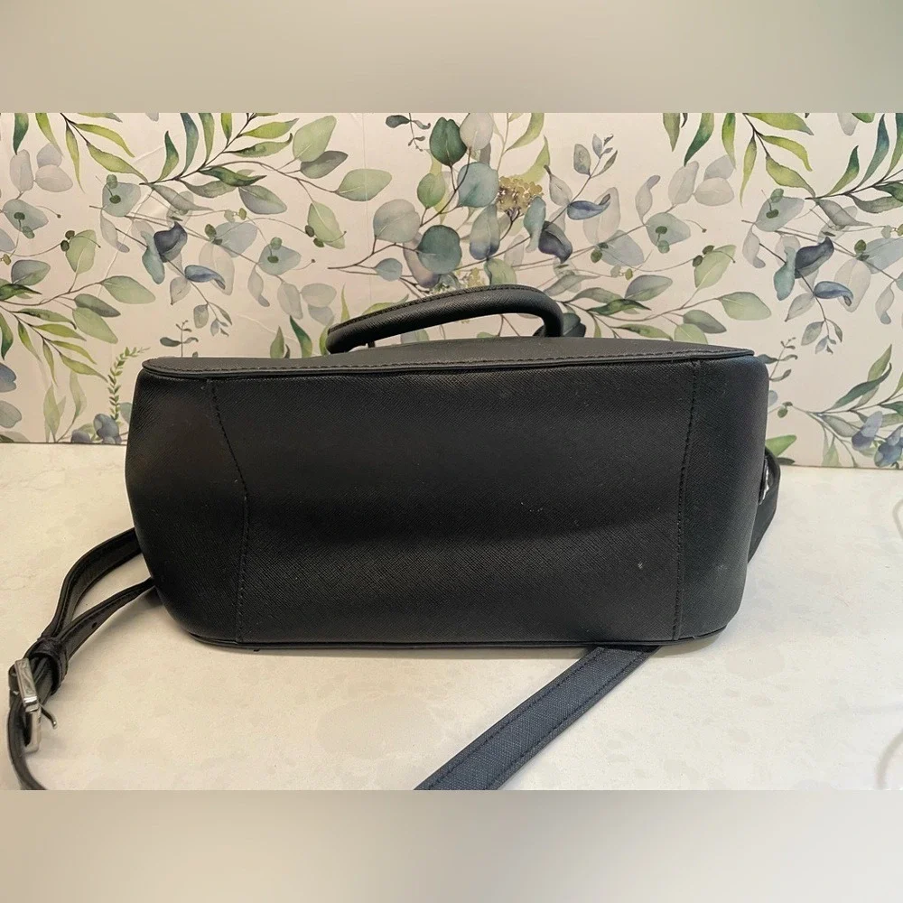 Tory Burch Robinson Floral Tote‎ Shoulder Crossbody Handbag Black Blue Leather